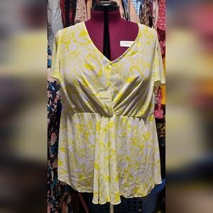 Torrid Bright Lime and White Tie Front Blouse